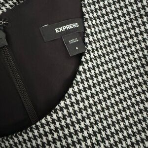 Womens Houndstooth print Express short romper